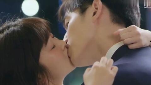 慢吻戏视频在线观看国产,浪漫时光，尽在指尖流转